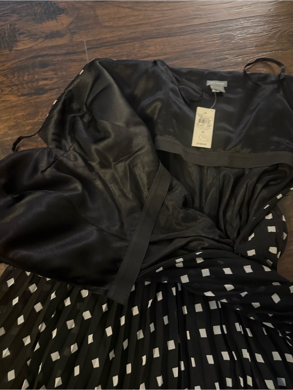 Ann Taylor Black and White Strapless Pleated Sundress - Picture 6 of 7